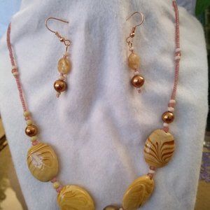 Necklace set